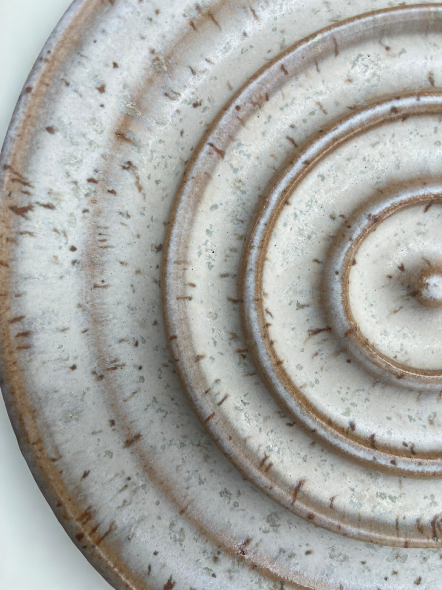 Sea Salt – Handcrafted Ceramic Soap Dish